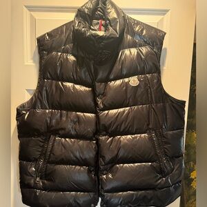 Men’s Moncler Vest - size 6